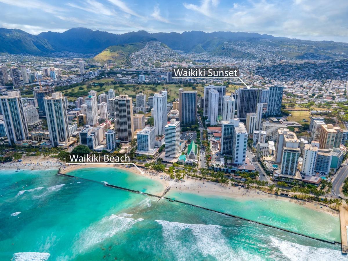 Newly Renovated 2 Bedroom Condo, 1 Block To Waikiki Beach, Free Parking Honolulu Exterior foto