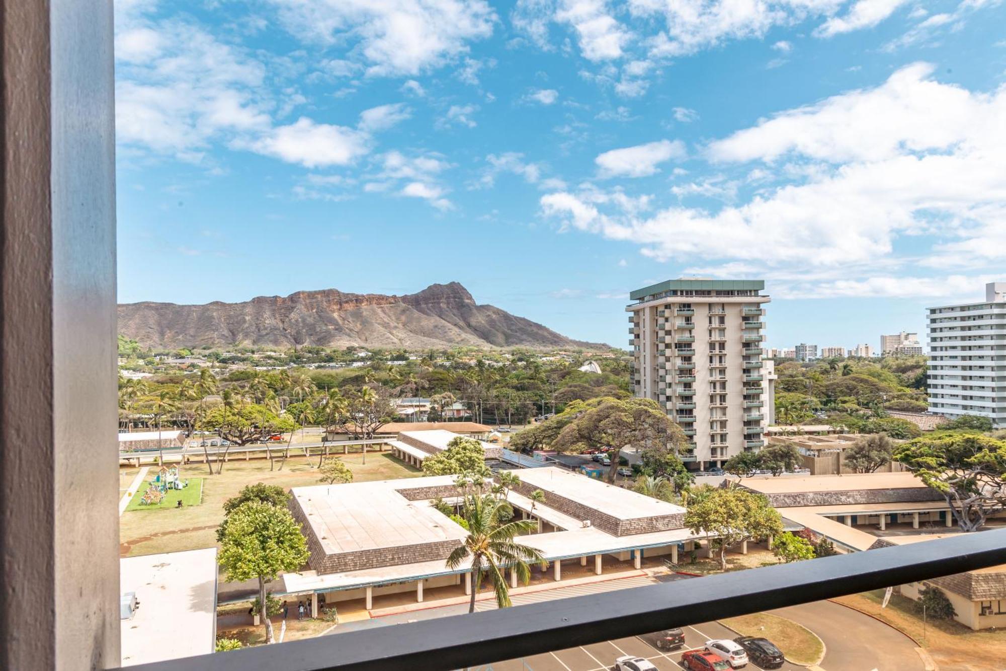 Newly Renovated 2 Bedroom Condo, 1 Block To Waikiki Beach, Free Parking Honolulu Exterior foto